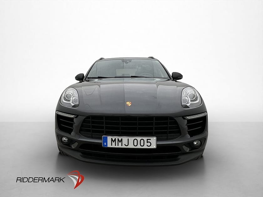 Bild 2 av Porsche Macan PDK AWD Sport Design BOSE Panorama PASM Läder