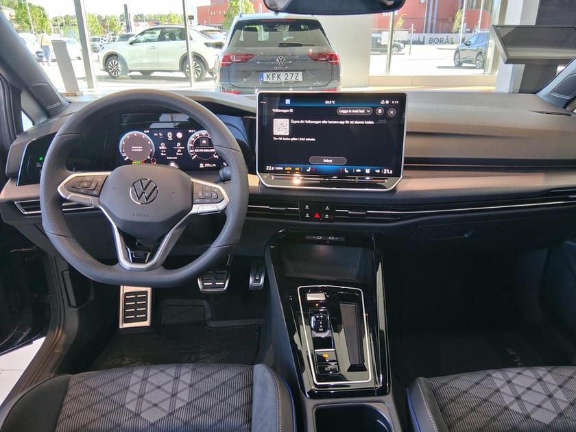 Bild 5 av Volkswagen Golf R-LINE 1,5 ETSI 150 HK DSG7