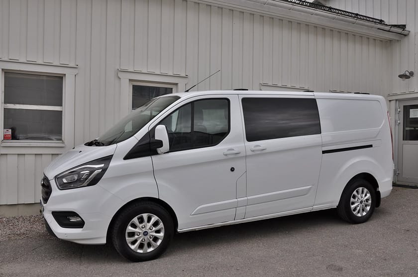 Bild 3 av Ford Transit Custom 340 Crew Van L2/LWB 2.0 170hk Värmare B-kam Drag