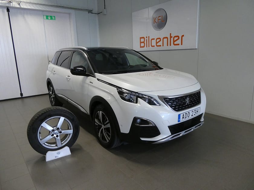Bild 1 av Peugeot 5008 7-Seater GT-line 1.2 7-Sits Drag-Kamera-Carplay-SoV