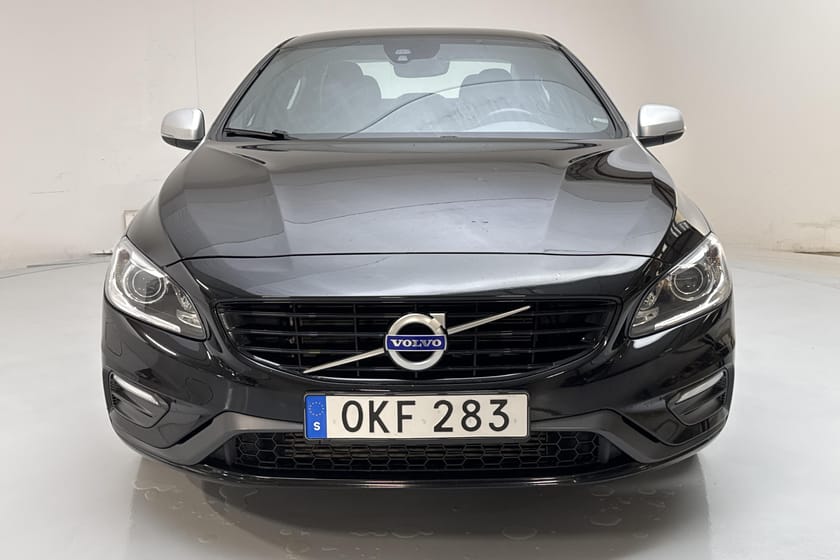 Bild 5 av Volvo S60 T3 152hk R-Design Värmare Dragkrok P-Sensorer