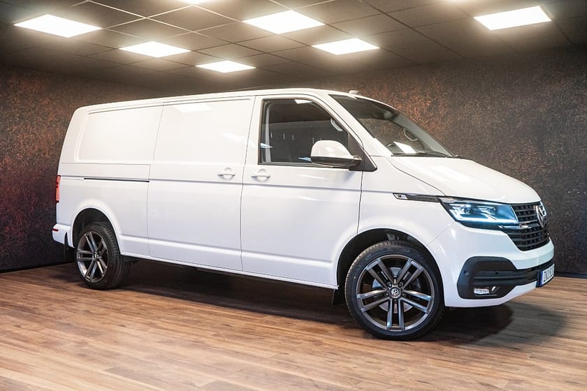 Bild 2 av Volkswagen Transporter 2.0 TDI 4M | MOMS | Lång | 2X Dörr | Värm | 3071kr/mån