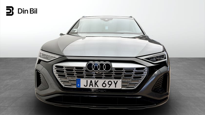 Bild 4 av Audi Q8 Sportback 55 e-tron quattro