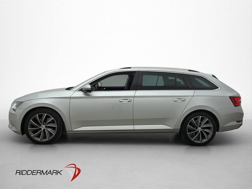 Bild 4 av Škoda Superb Kombi Skoda 190hk 4x4 L&K Kamera Skinn Värmare Canton Drag