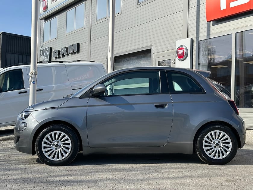 Bild 3 av Fiat 500e 42 kWh | ICON | Backkamera | Parkeringssensorer
