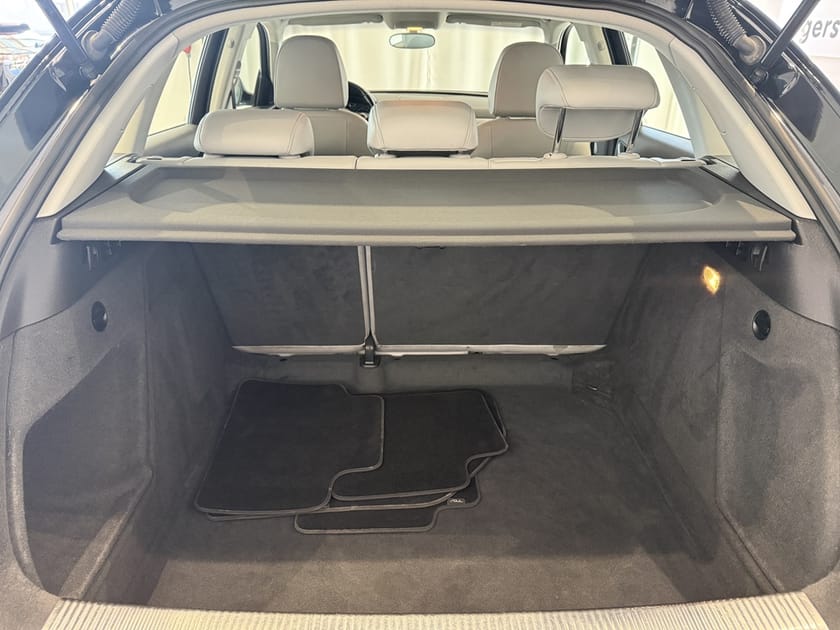 Bild 5 av Audi Q3 TFSI 211hk Proline Aut M&K värmare