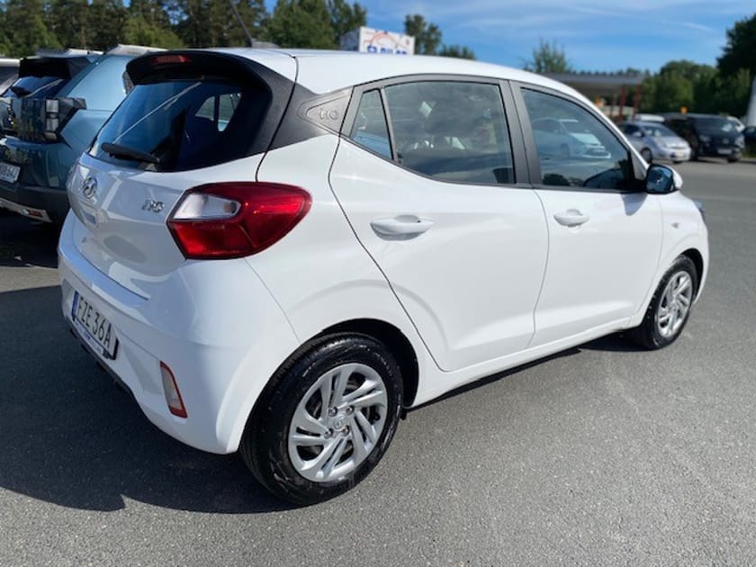 Bild 4 av Hyundai i10 – Essential, automat