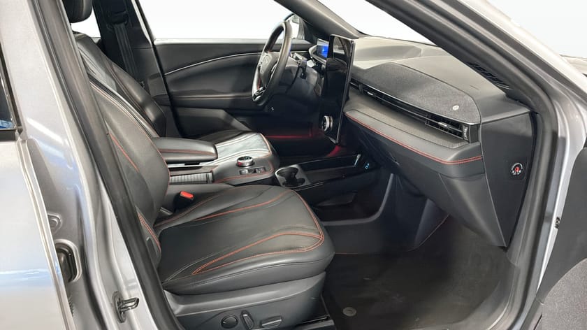 Bild 3 av Ford Mustang Mach-E Long Range AWD