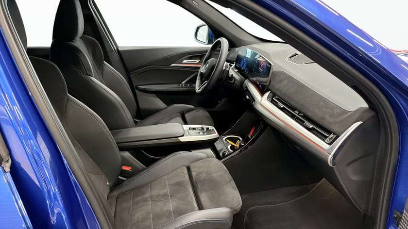 Bild 3 av BMW X1 xDrive25e 25e xDrive M-Sport Rattvärme Dragkrok