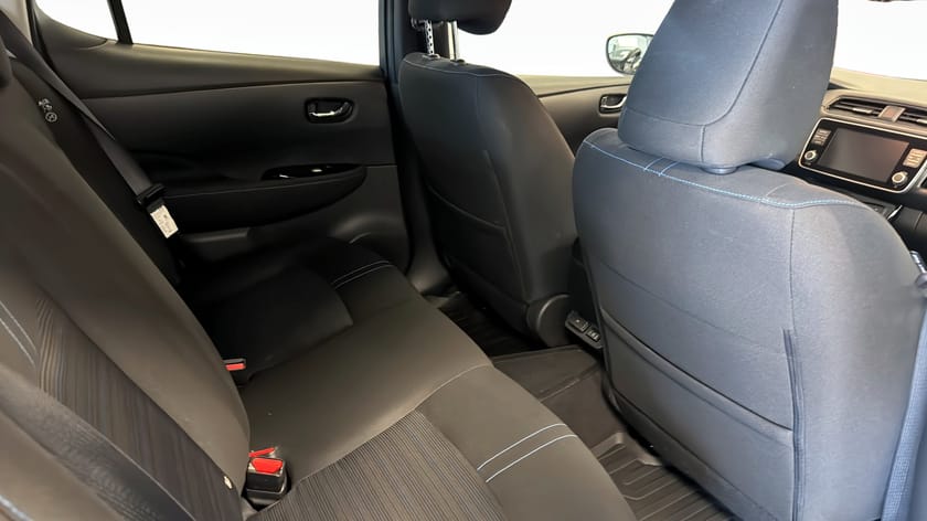 Bild 5 av Nissan Leaf N-Connecta 40 kwh 360-kamera Ratt-värme Navi