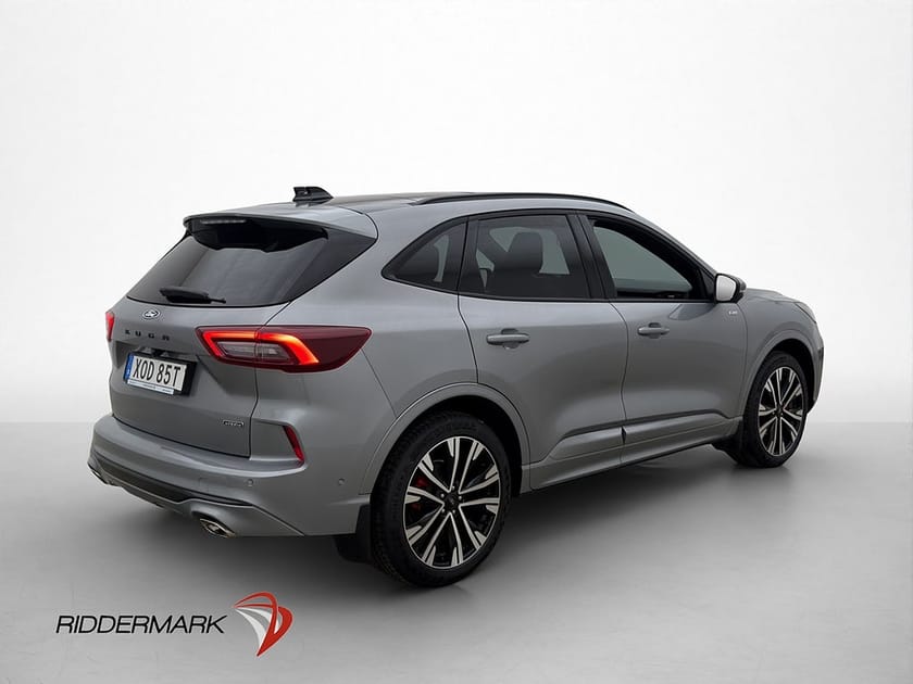 Bild 4 av Ford Kuga Plug-In Hybrid 243hk ST-Line X Pano B&O Drag 360°