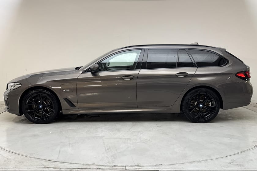 Bild 2 av BMW 530e xDrive Touring