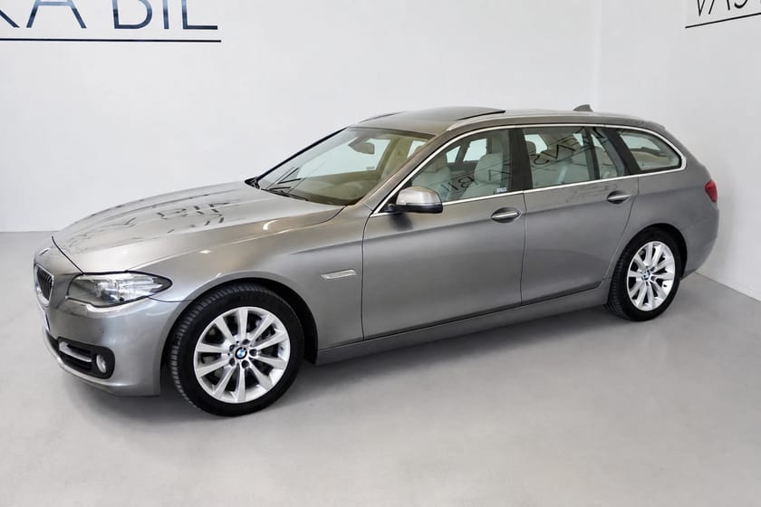 Bild 4 av BMW 530d xDrive Touring Pano/Komfortstol/2 Ägare/V-hjul