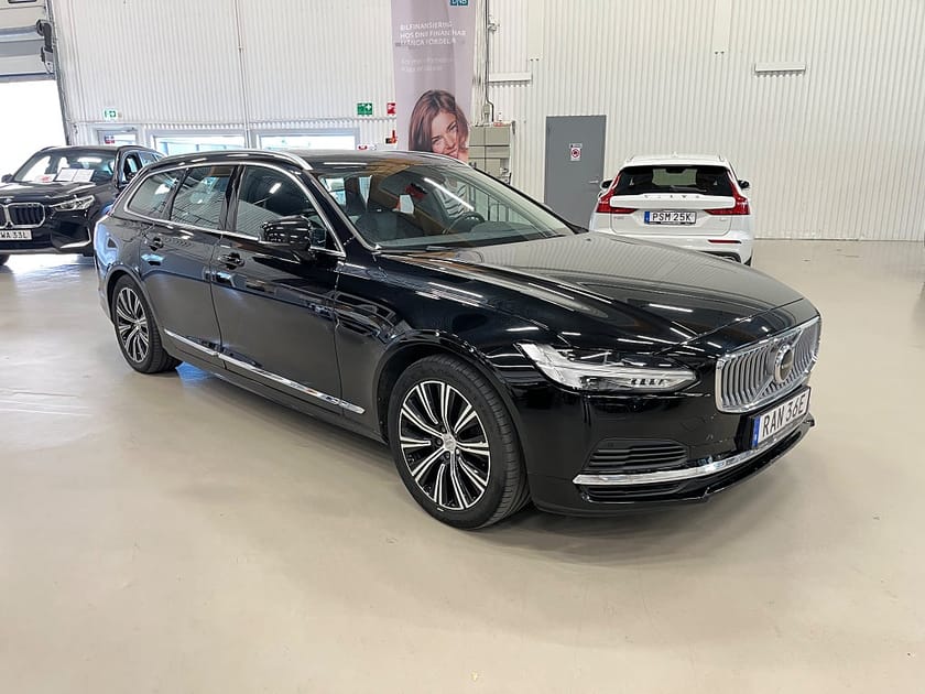 Bild 3 av Volvo V90 LADDHYBRID T6 AWD Pano AUT Momentum Adv (2.99% Ränta)