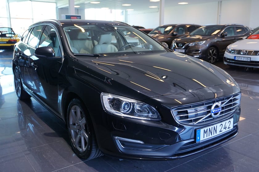 Bild 5 av Volvo V60 D4 Summum Business Edition 181hk Blis Navi Skinn