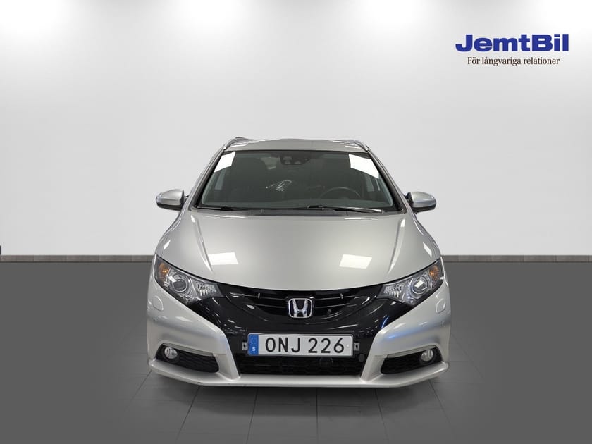 Bild 2 av Honda Civic Tourer inkl. v-hjul och motorvärmare