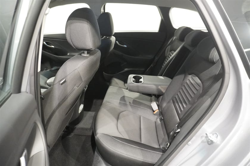Bild 5 av Hyundai i30 Kombi 1.0 T-GDi MHEV DCT Essential