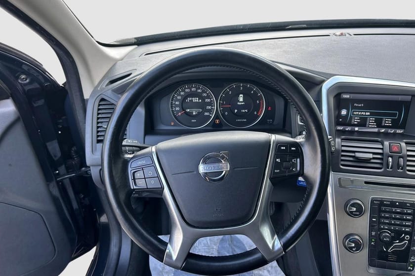 Bild 4 av Volvo XC60 D + AWD D3 Momentum