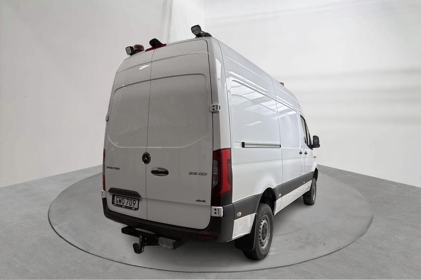 Bild 3 av Mercedes-Benz Sprinter 319 CDI 4x4 Panel Van 4MATIC (190hk) Verkstadsinredning