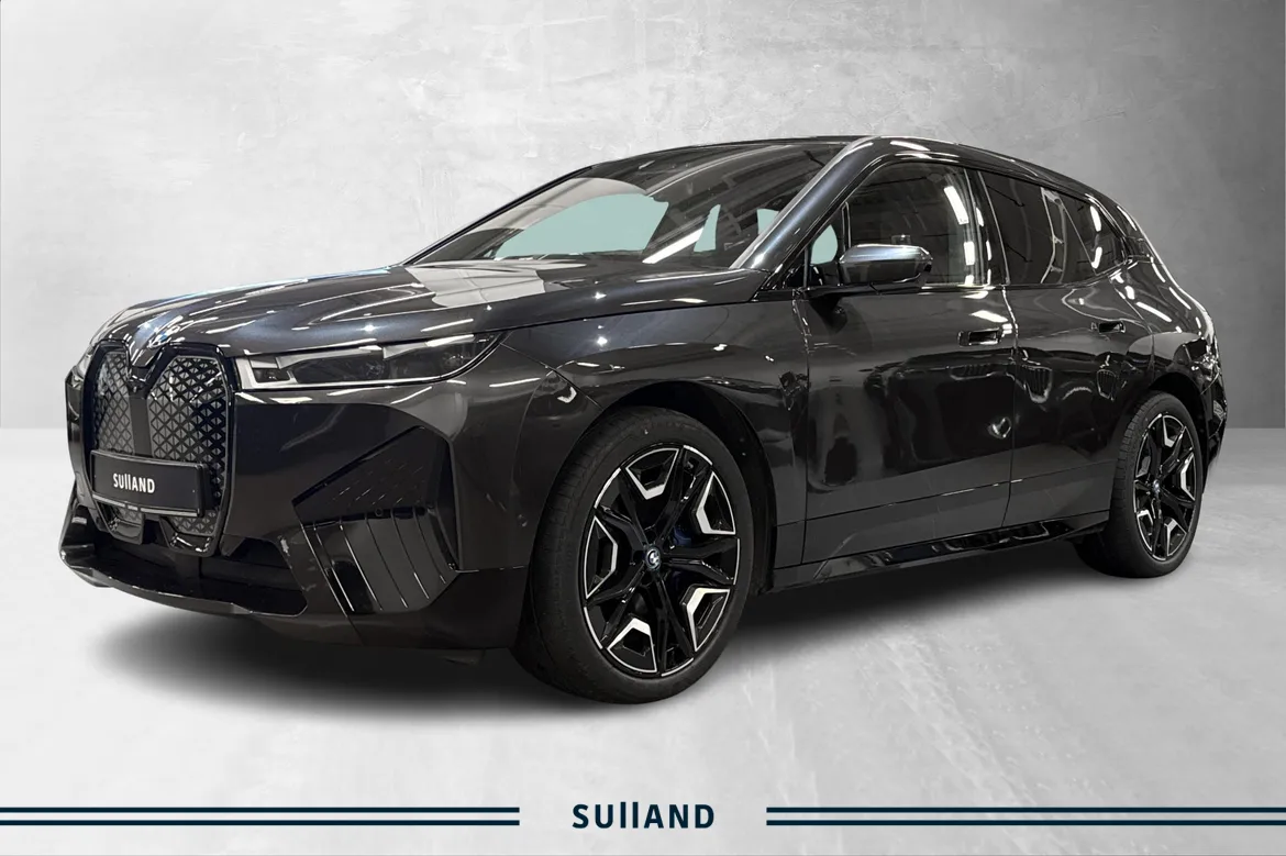 Bilde av BMW iX xDrive50
