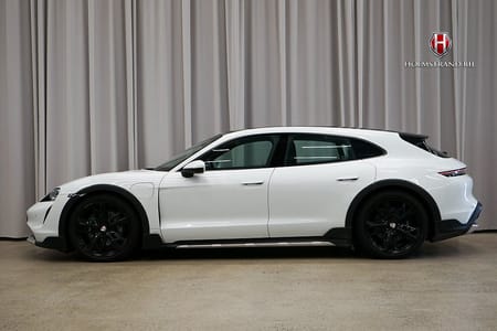 Porsche Taycan 4 Cross Turismo