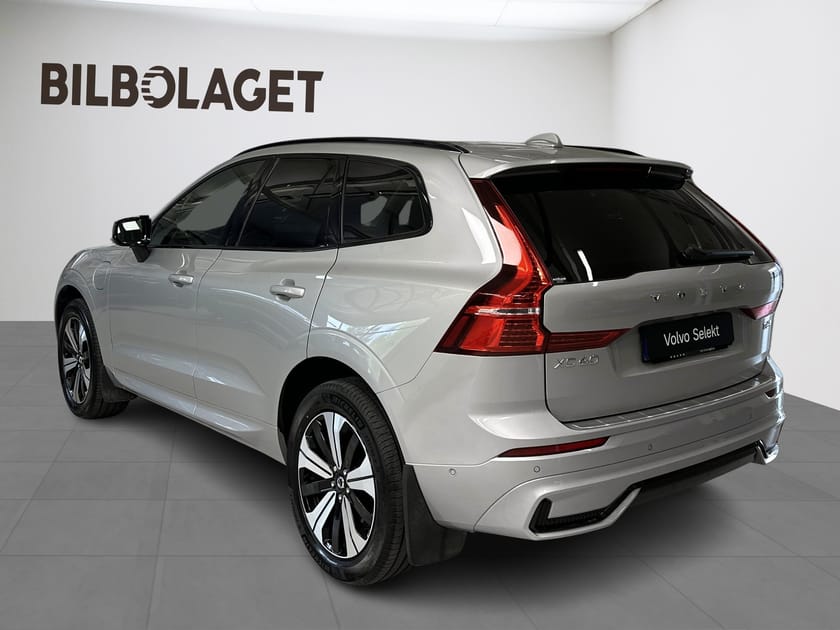Bild 3 av Volvo XC60 T6 Plus Dark Drag 360 HarmanKardon Head-Up
