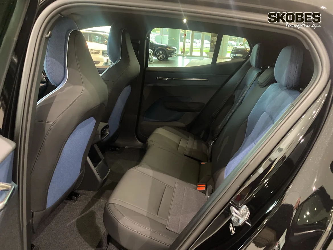 Volvo EX30 P5 Long Range