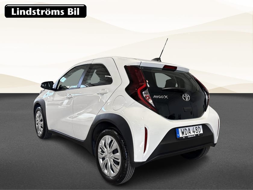 Bild 4 av Toyota Aygo X PLAY S-CVT 1.0 72hk V-hjul