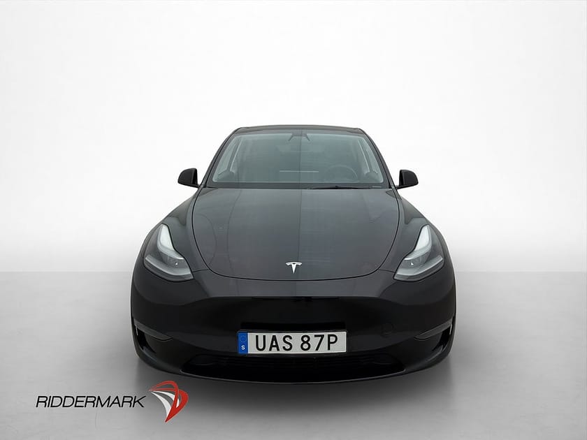 Bild 3 av Tesla Model Y Performance AWD Svensksåld Panorama