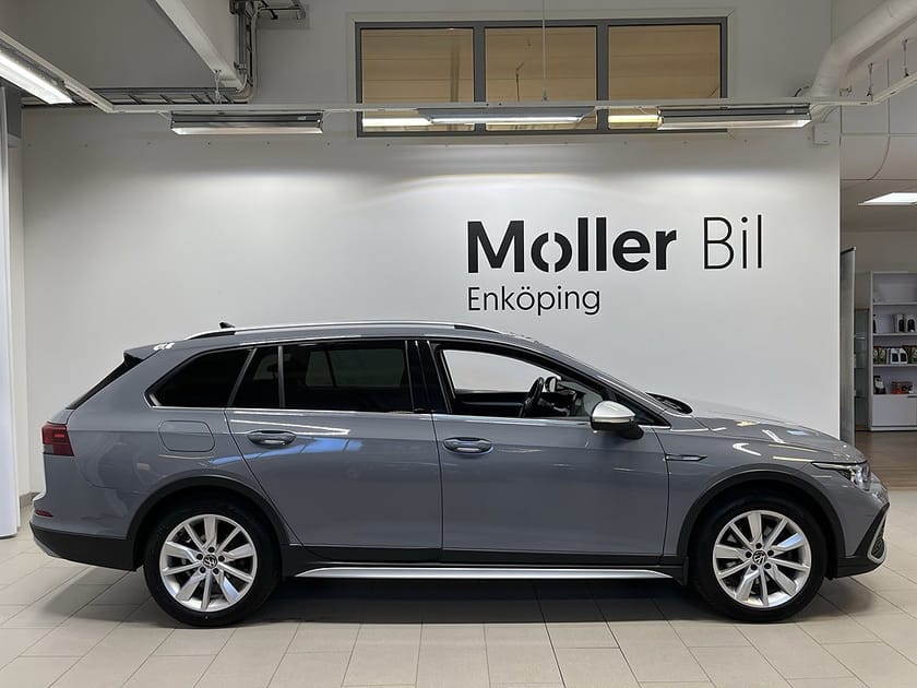 Bild 2 av Volkswagen Golf Alltrack Sportsvan 2.0 TSI 4M 190hk I Dragkrok I Värmare
