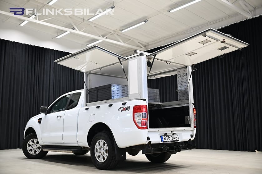 Bild 3 av Ford Ranger SuperCab 2.2 TDCi 160HK Automat|Kåpa|Inredd|Drag|Värmare