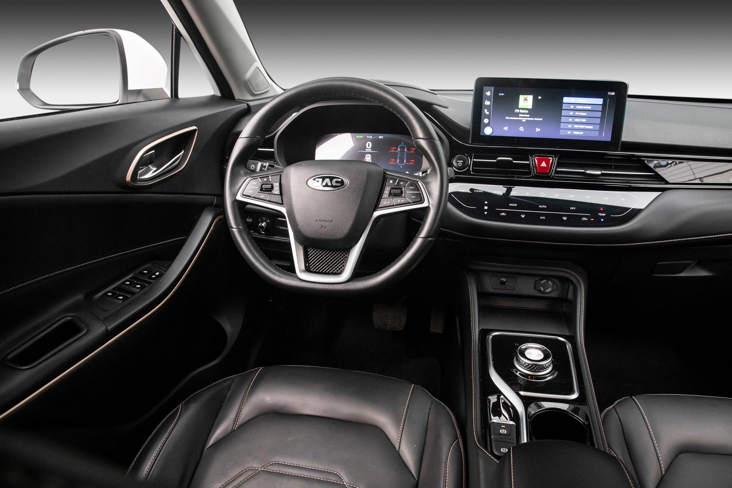 JAC e-JS4, 193hp, 2024