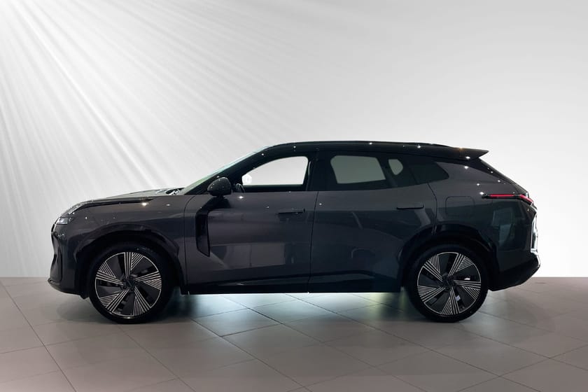 Bild 2 av Lynk & Co 08 PHEV More