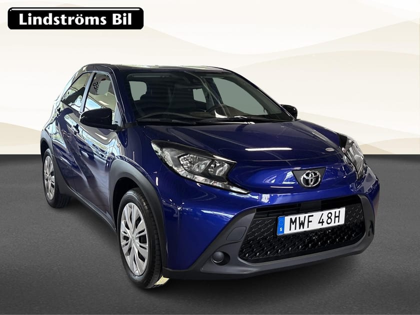 Bild 3 av Toyota Aygo X 1.0 Play Sommar/Vinterhjul