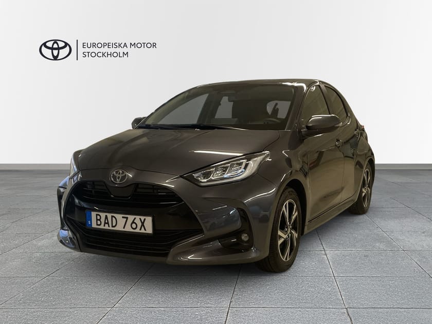 Bild 1 av Toyota Yaris Hybrid 115 1,5 HSD ACTIVE PLUS SÄKERHETSPAKET / VINTER