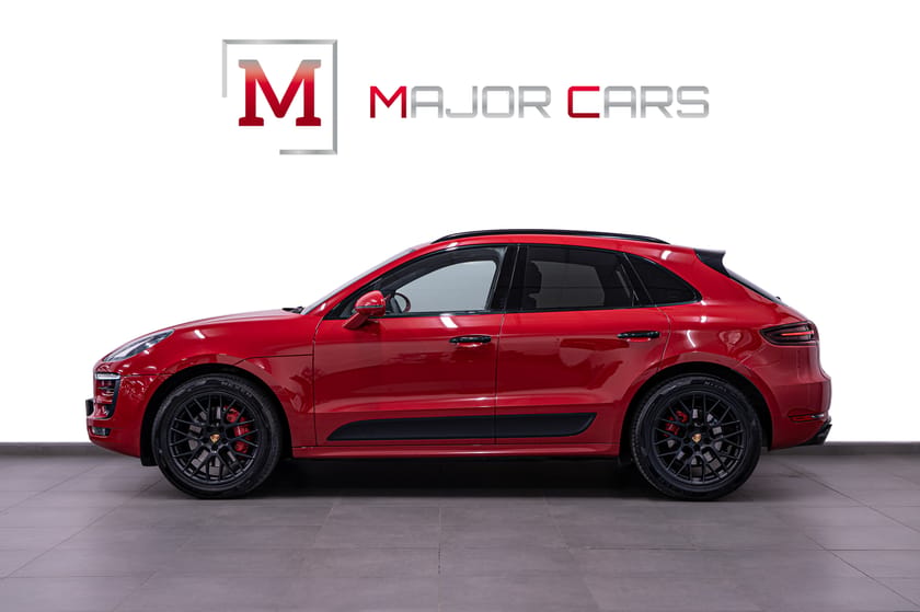 Bild 3 av Porsche Macan GTS Chrono Alcantara 18-Vägs BOSE Luft-F 360° PTVP Drag