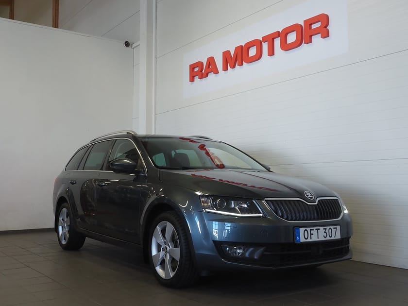 Bild 3 av Škoda Octavia Kombi Skoda 1.4 TSI 150hk Style Premium Drag P-Värm Nav B-Kam