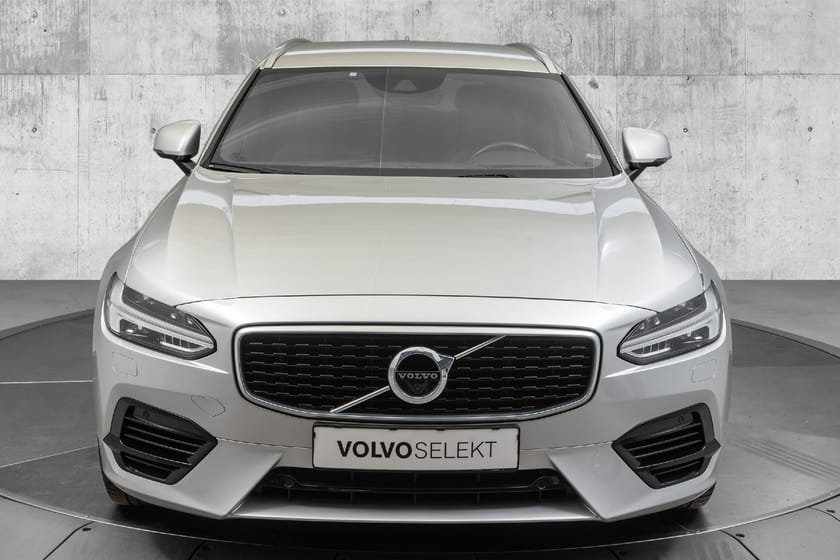 Bilde 3 av Volvo V90 T8 R-des Navi/360/HUD/Hengerfeste/elstol/Lyspk