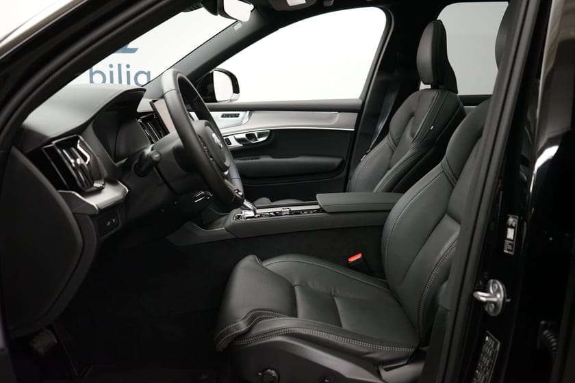 Bild 5 av Volvo XC90 T8 Ultra Black Edition, Parkeringskamera 360, Dragkrok, Taklucka, Navigation