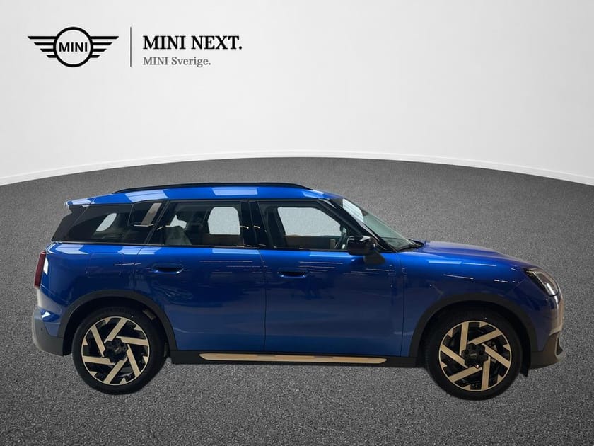 Bild 3 av MINI Countryman SE ALL4 Favoured Trim, Paket S, V-hjul ingår!