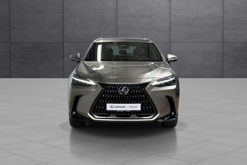Bilde 2 av Lexus NX 450h+ Luxury