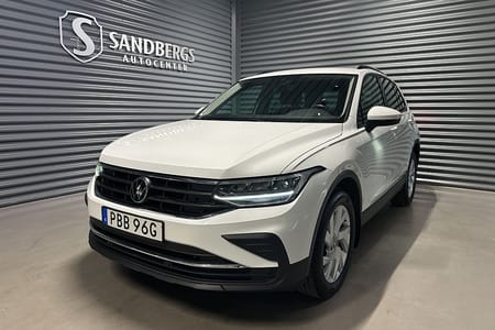 Volkswagen Tiguan 2.0 TDI 4Motion Base Backkamera Navi Värmare Drag Eu6