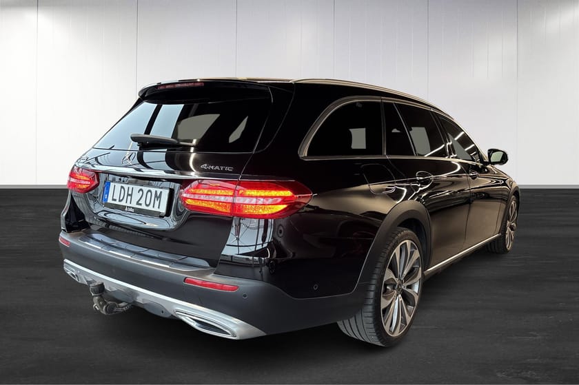 Bild 4 av Mercedes-Benz E 400 d 4MATIC All-Terrain