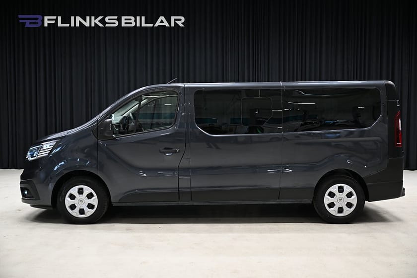 Bild 1 av Renault Trafic Passenger L2 dCi 150HK Automat|9-Sits|Drag|EnÄgare|Moms