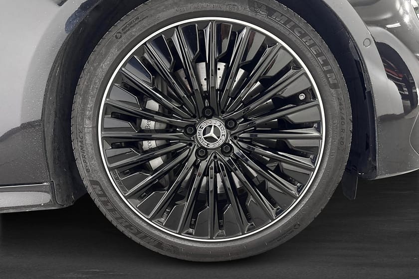 Bild 5 av Mercedes-Benz E 300 de 4MATIC T