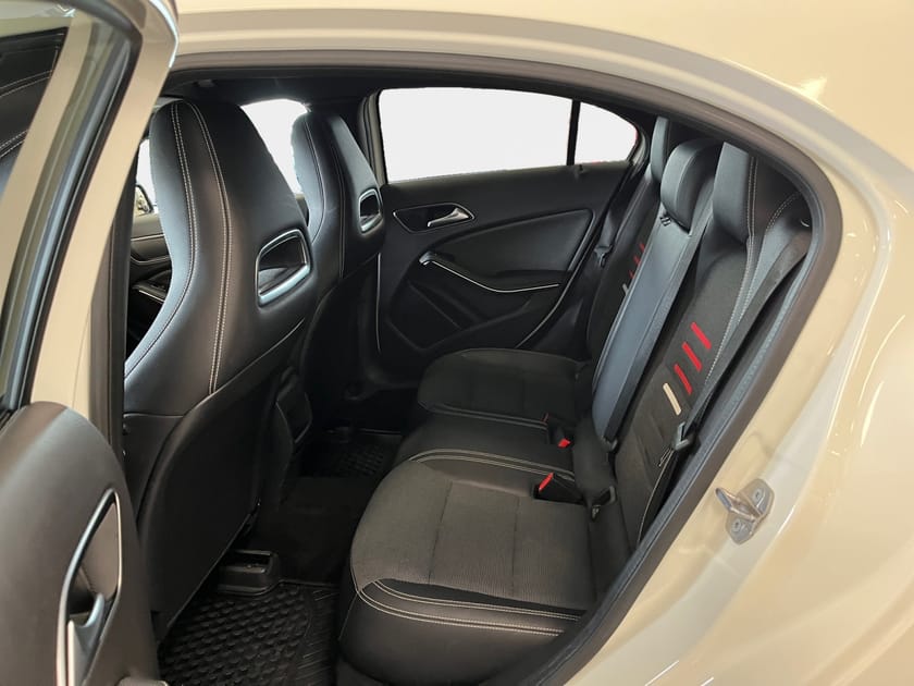 Bild 5 av Mercedes-Benz A 180 AMG Style 122hk *Backkamera/Tonade rutor*