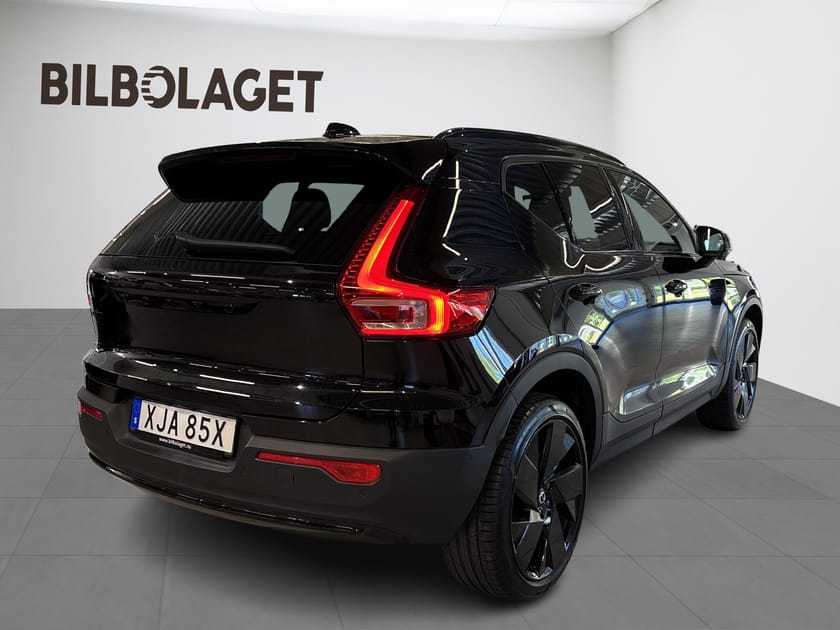 Bild 5 av Volvo EX40 Single Motor Extended Range M R Ultra Black Edt Drag 360 H/K