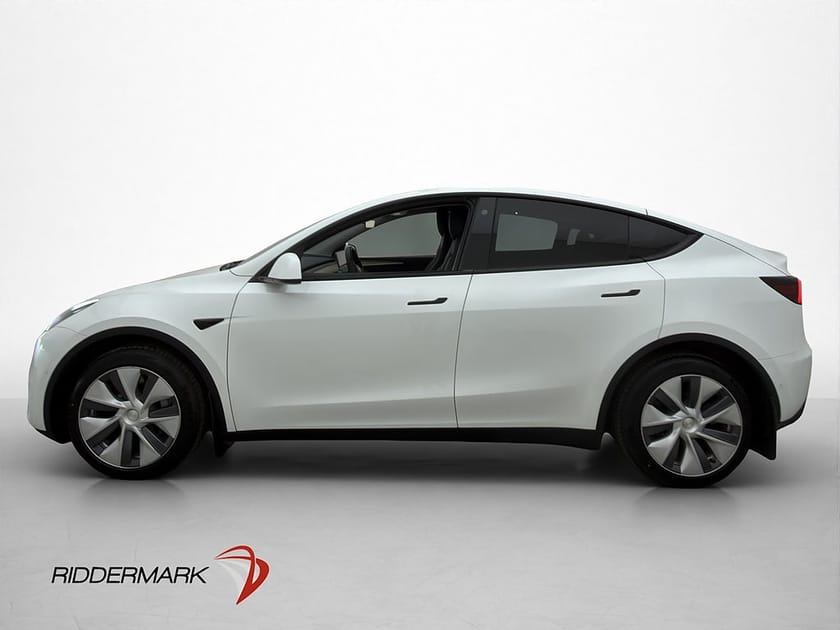 Bild 5 av Tesla Model Y Long Range AWD Dragkrok Skinn Pano En ägare