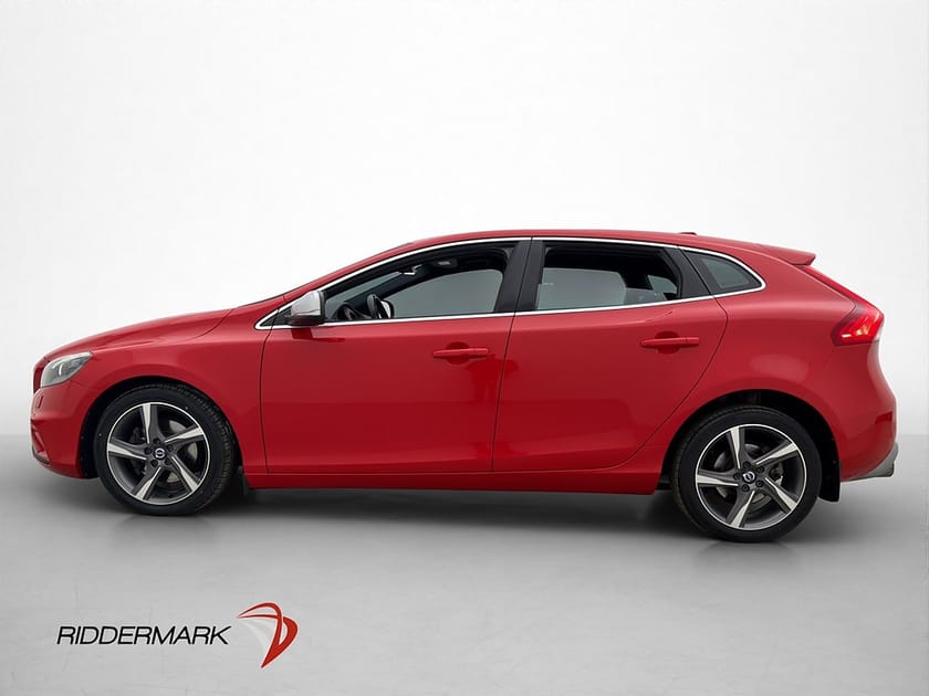 Bild 4 av Volvo V40 T2 122hk R-Design Läder Värmare 0,55L/Mil