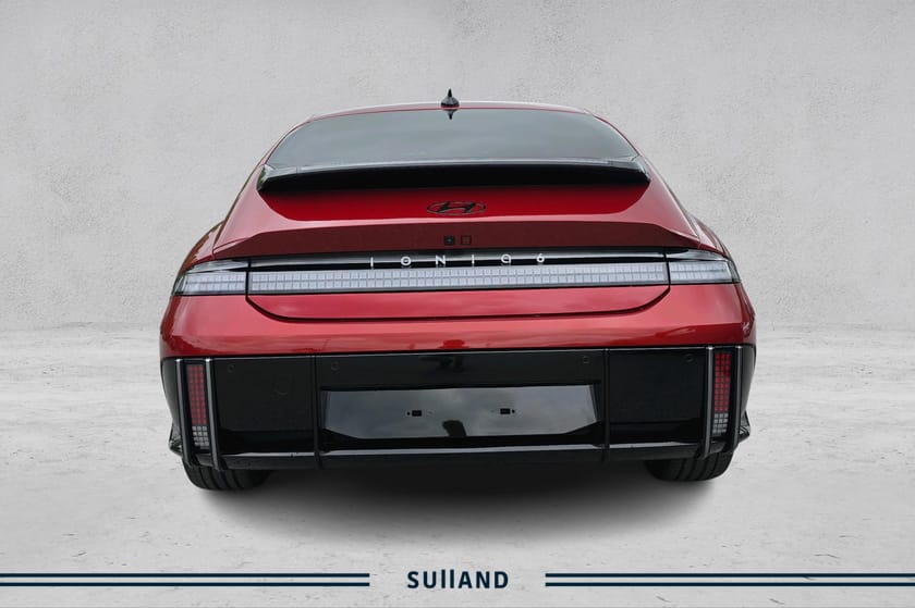 Bilde 4 av Hyundai Ioniq 6 77.4 kWh AWD Long Range AWD Black Edition - BOSE, 360Kam, Keyless